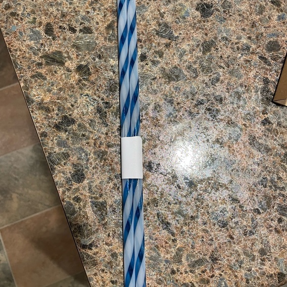 Stanley 40oz “Arctic Twist” - Picture 5 of 5